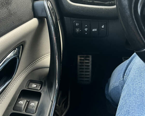 Белый Киа Сид, объемом двигателя 1.6 л и пробегом 66 тыс. км за 12500 $, фото 9 на Automoto.ua