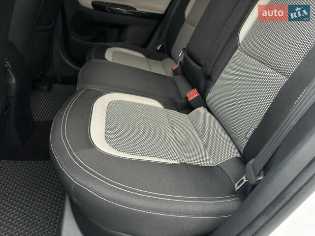 Білий Кіа Сід, об'ємом двигуна 1.59 л та пробігом 147 тис. км за 13300 $, фото 32 на Automoto.ua