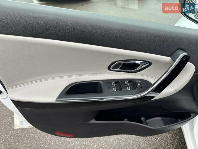 Білий Кіа Сід, об'ємом двигуна 1.59 л та пробігом 147 тис. км за 13300 $, фото 23 на Automoto.ua