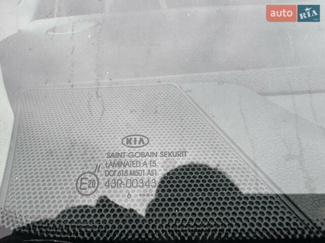 Білий Кіа Сід, об'ємом двигуна 1.59 л та пробігом 147 тис. км за 13300 $, фото 49 на Automoto.ua