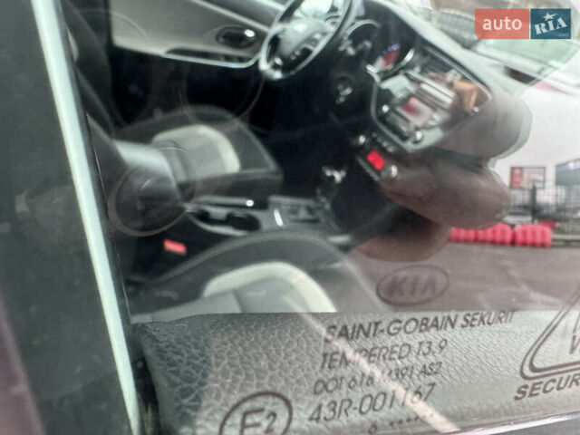 Білий Кіа Сід, об'ємом двигуна 1.59 л та пробігом 147 тис. км за 13300 $, фото 51 на Automoto.ua