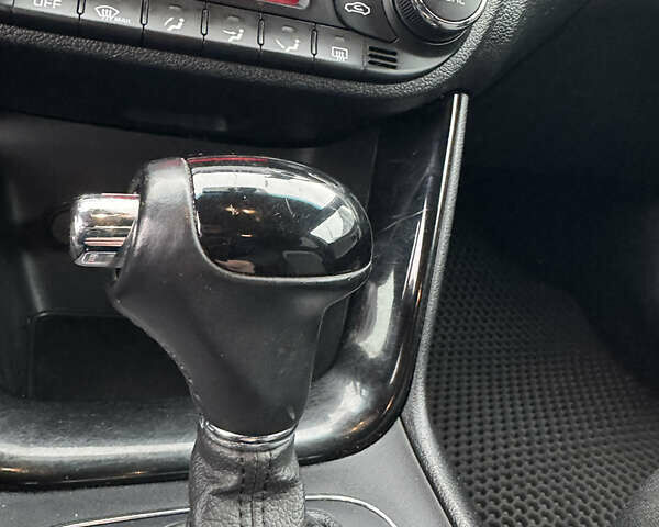 Білий Кіа Сід, об'ємом двигуна 1.59 л та пробігом 147 тис. км за 13300 $, фото 39 на Automoto.ua