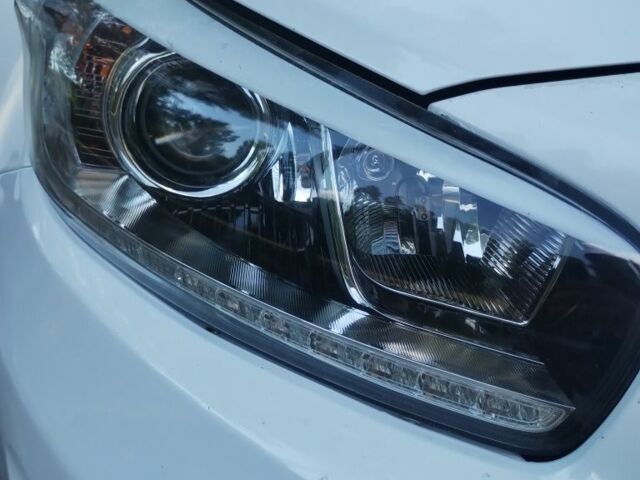 Белый Киа Сид, объемом двигателя 0 л и пробегом 112 тыс. км за 12623 $, фото 2 на Automoto.ua