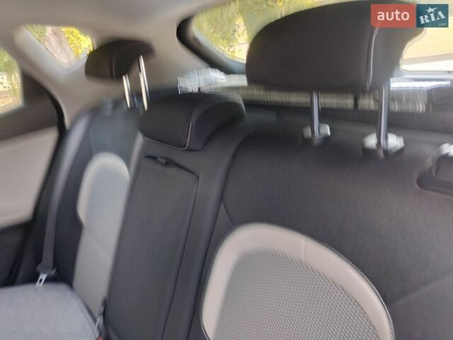 Белый Киа Сид, объемом двигателя 1.6 л и пробегом 112 тыс. км за 13590 $, фото 20 на Automoto.ua