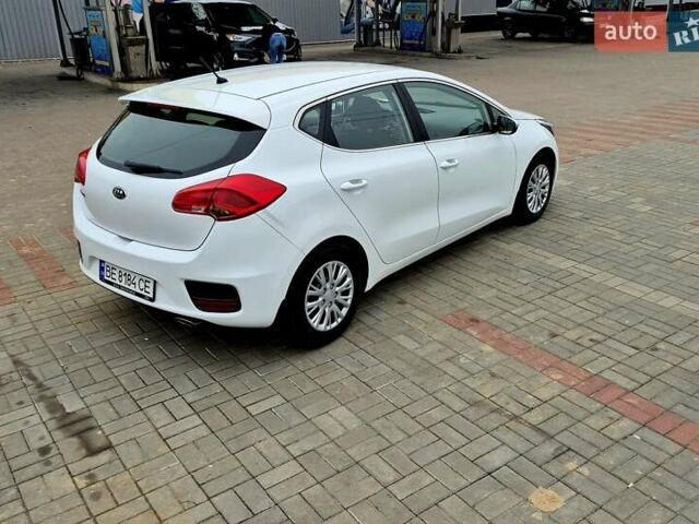 Белый Киа Сид, объемом двигателя 1.6 л и пробегом 100 тыс. км за 14450 $, фото 15 на Automoto.ua