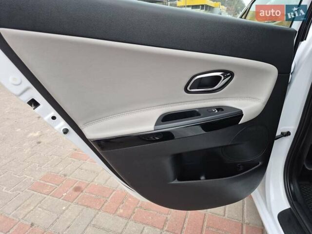 Білий Кіа Сід, об'ємом двигуна 1.6 л та пробігом 100 тис. км за 13999 $, фото 41 на Automoto.ua
