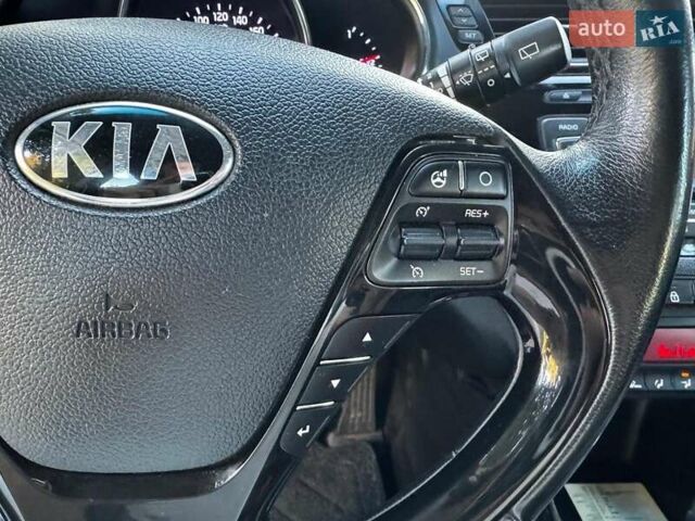 Белый Киа Сид, объемом двигателя 1.6 л и пробегом 101 тыс. км за 13640 $, фото 15 на Automoto.ua
