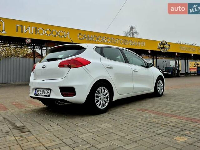 Белый Киа Сид, объемом двигателя 1.6 л и пробегом 100 тыс. км за 14450 $, фото 17 на Automoto.ua