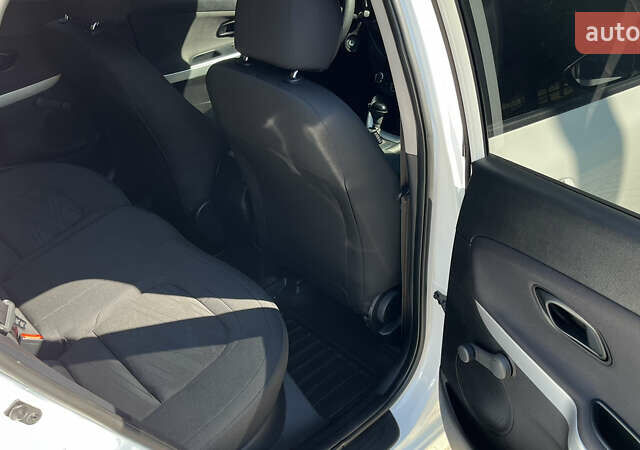 Кіа Сід 2018 у Запоріжжя на Automoto.ua Білий Кіа Сід, об'ємом двигуна 1.59 л та пробігом 56 тис. км за 15000 $, фото 10 на Automoto.ua