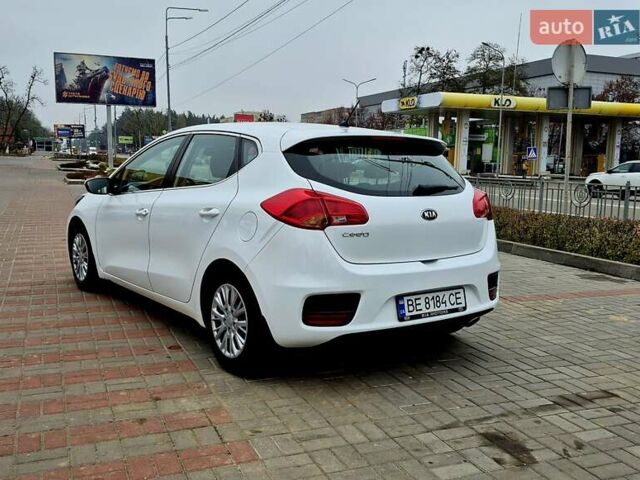 Белый Киа Сид, объемом двигателя 1.6 л и пробегом 100 тыс. км за 14450 $, фото 3 на Automoto.ua