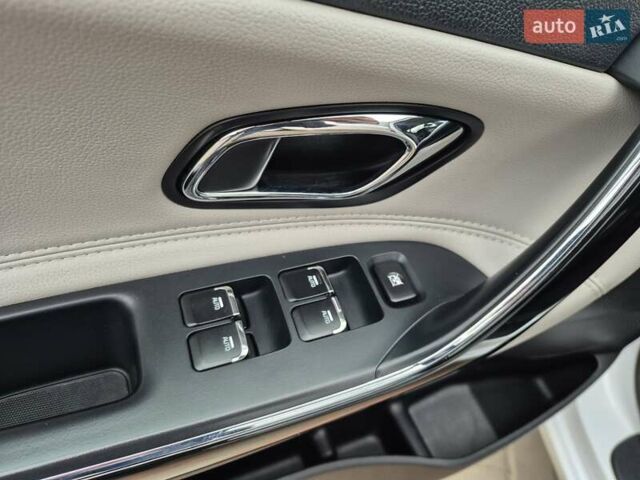 Білий Кіа Сід, об'ємом двигуна 1.6 л та пробігом 100 тис. км за 13999 $, фото 39 на Automoto.ua