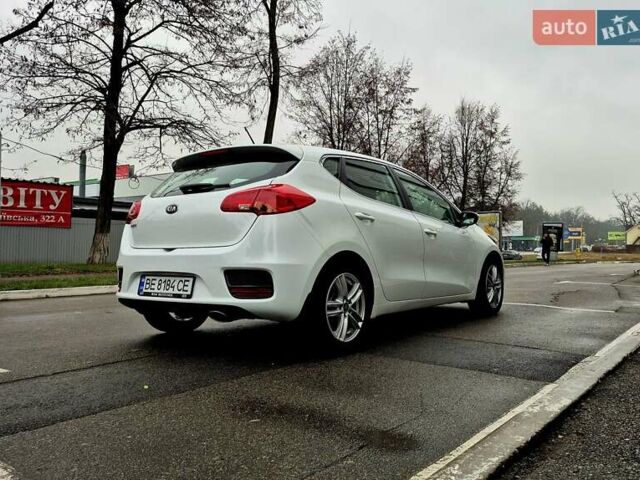 Білий Кіа Сід, об'ємом двигуна 1.6 л та пробігом 100 тис. км за 13999 $, фото 17 на Automoto.ua