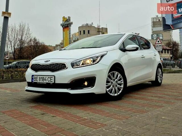 Белый Киа Сид, объемом двигателя 1.6 л и пробегом 100 тыс. км за 14450 $, фото 79 на Automoto.ua