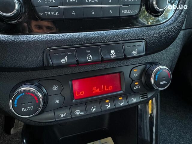 Білий Кіа Сід, об'ємом двигуна 1.6 л та пробігом 101 тис. км за 13640 $, фото 17 на Automoto.ua