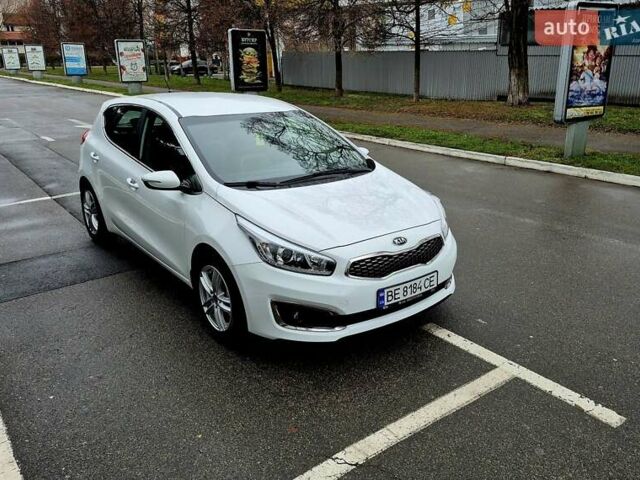 Білий Кіа Сід, об'ємом двигуна 1.6 л та пробігом 100 тис. км за 13999 $, фото 9 на Automoto.ua