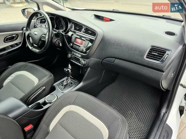 Белый Киа Сид, объемом двигателя 1.6 л и пробегом 100 тыс. км за 14450 $, фото 58 на Automoto.ua