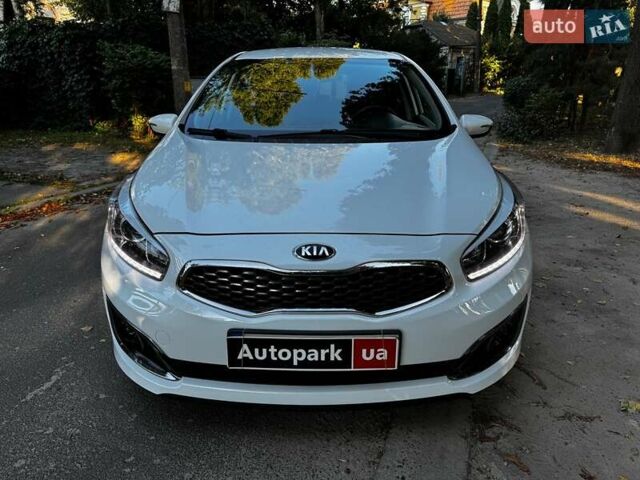 Белый Киа Сид, объемом двигателя 1.6 л и пробегом 101 тыс. км за 13640 $, фото 1 на Automoto.ua