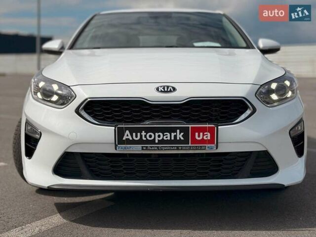 Білий Кіа Сід, об'ємом двигуна 1.4 л та пробігом 66 тис. км за 15300 $, фото 3 на Automoto.ua