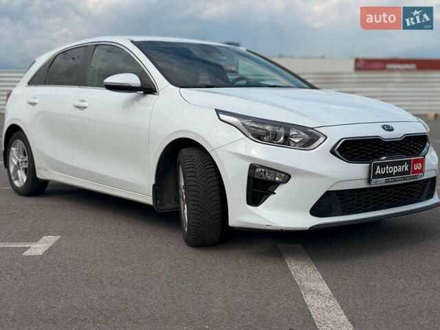 Білий Кіа Сід, об'ємом двигуна 1.4 л та пробігом 66 тис. км за 15300 $, фото 12 на Automoto.ua