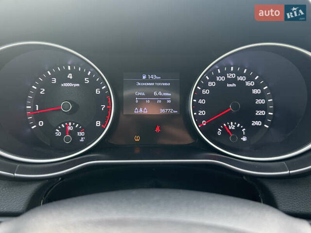 Білий Кіа Сід, об'ємом двигуна 1.37 л та пробігом 37 тис. км за 12900 $, фото 9 на Automoto.ua