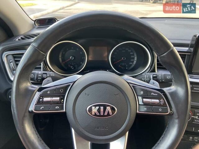Белый Киа Сид, объемом двигателя 1.59 л и пробегом 53 тыс. км за 16400 $, фото 16 на Automoto.ua