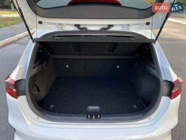 Белый Киа Сид, объемом двигателя 1.59 л и пробегом 53 тыс. км за 16400 $, фото 12 на Automoto.ua