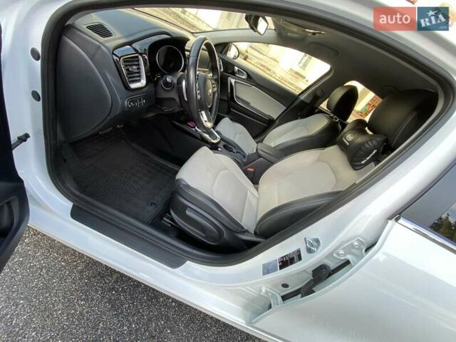 Белый Киа Сид, объемом двигателя 1.59 л и пробегом 53 тыс. км за 16400 $, фото 14 на Automoto.ua