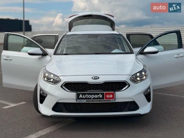 Білий Кіа Сід, об'ємом двигуна 1.4 л та пробігом 66 тис. км за 15300 $, фото 29 на Automoto.ua