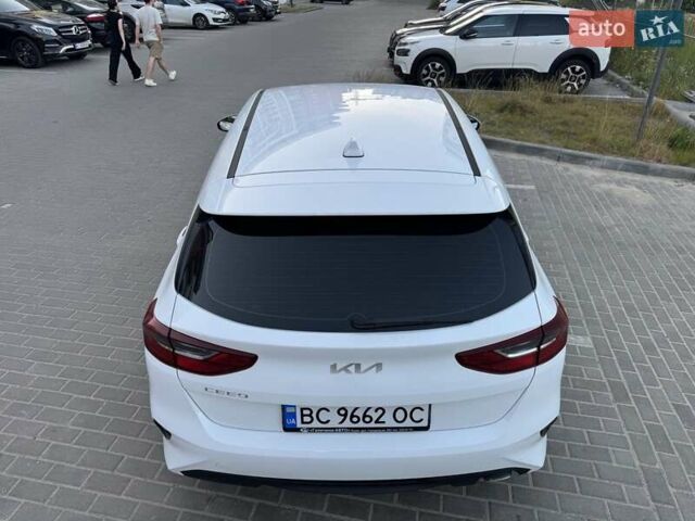 Білий Кіа Сід, об'ємом двигуна 1.59 л та пробігом 32 тис. км за 17950 $, фото 11 на Automoto.ua