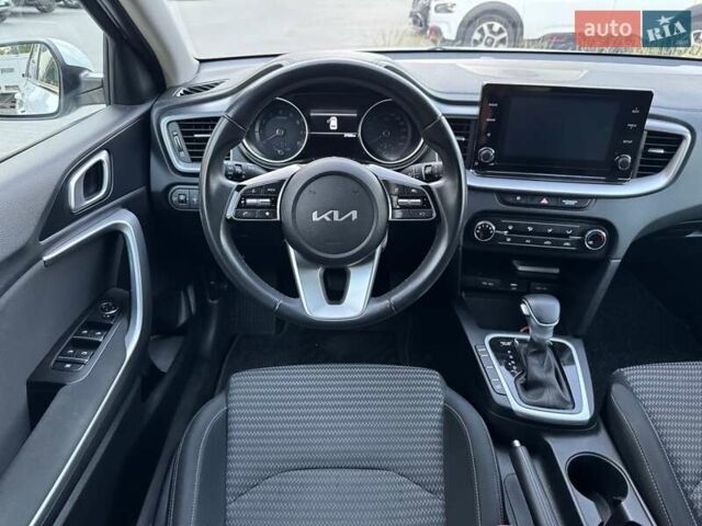 Білий Кіа Сід, об'ємом двигуна 1.59 л та пробігом 32 тис. км за 17950 $, фото 16 на Automoto.ua