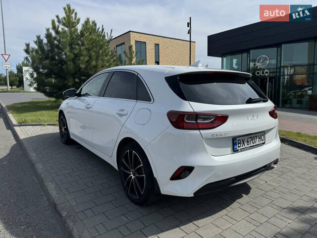 Белый Киа Сид, объемом двигателя 1.59 л и пробегом 36 тыс. км за 18000 $, фото 8 на Automoto.ua