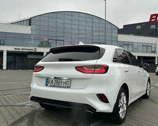 Белый Киа Сид, объемом двигателя 1.59 л и пробегом 76 тыс. км за 16300 $, фото 11 на Automoto.ua