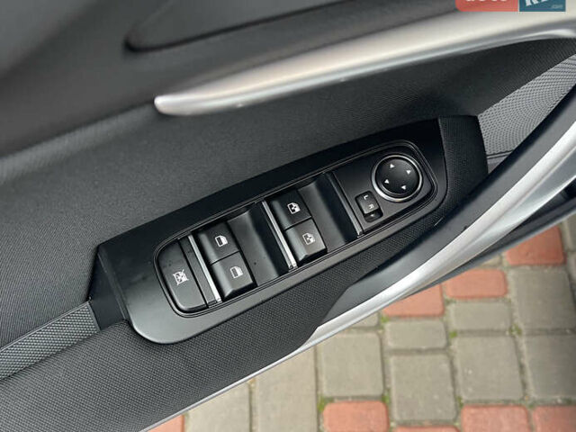 Білий Кіа Сід, об'ємом двигуна 1.6 л та пробігом 30 тис. км за 18900 $, фото 41 на Automoto.ua