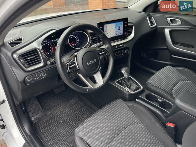 Білий Кіа Сід, об'ємом двигуна 1.6 л та пробігом 30 тис. км за 18900 $, фото 20 на Automoto.ua