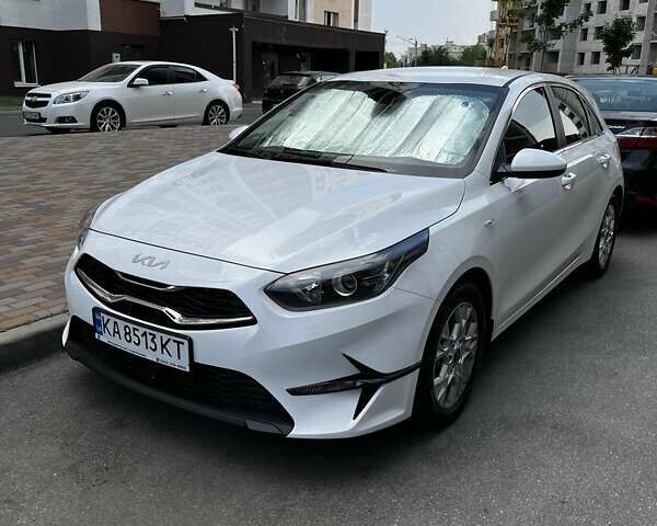 Белый Киа Сид, объемом двигателя 1.6 л и пробегом 30 тыс. км за 17005 $, фото 1 на Automoto.ua