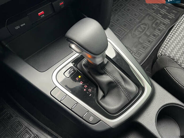 Білий Кіа Сід, об'ємом двигуна 1.6 л та пробігом 30 тис. км за 18900 $, фото 24 на Automoto.ua