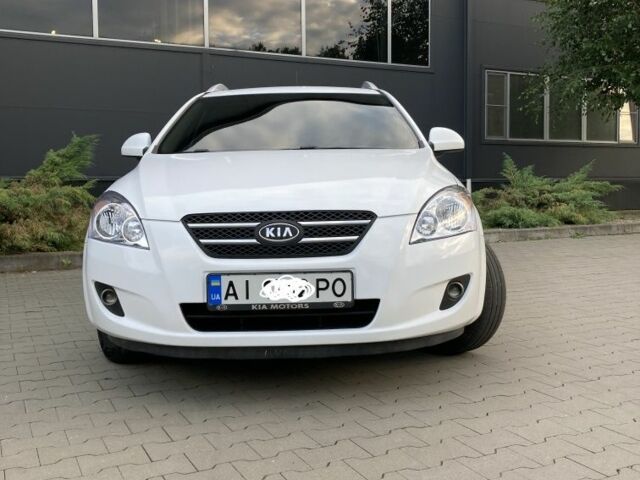 Белый Киа Сид, объемом двигателя 0 л и пробегом 320 тыс. км за 4850 $, фото 6 на Automoto.ua