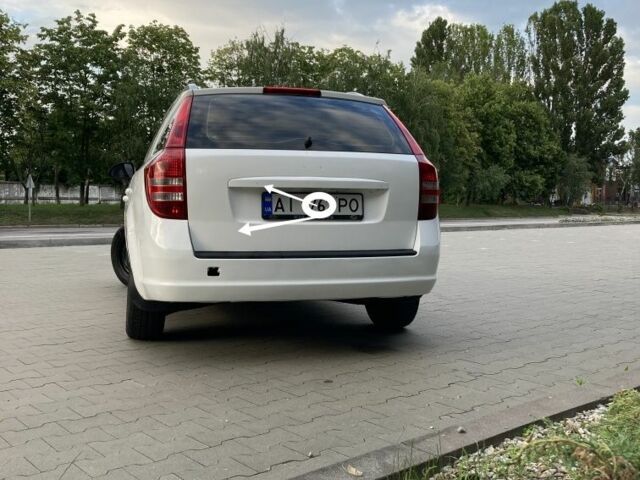 Белый Киа Сид, объемом двигателя 0 л и пробегом 320 тыс. км за 4850 $, фото 4 на Automoto.ua