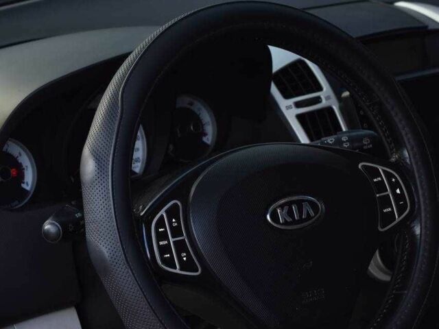 Белый Киа Сид, объемом двигателя 1.4 л и пробегом 252 тыс. км за 5499 $, фото 8 на Automoto.ua