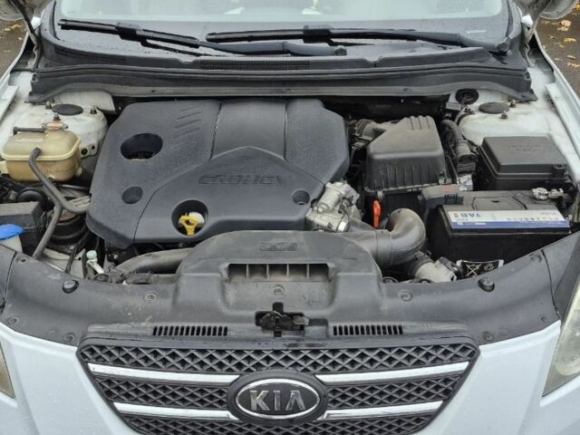 Киа Сид 2008 в Луцке на Automoto.ua Белый Киа Сид, объемом двигателя 1.6 л и пробегом 265 тыс. км за 6900 $, фото 4 на Automoto.ua