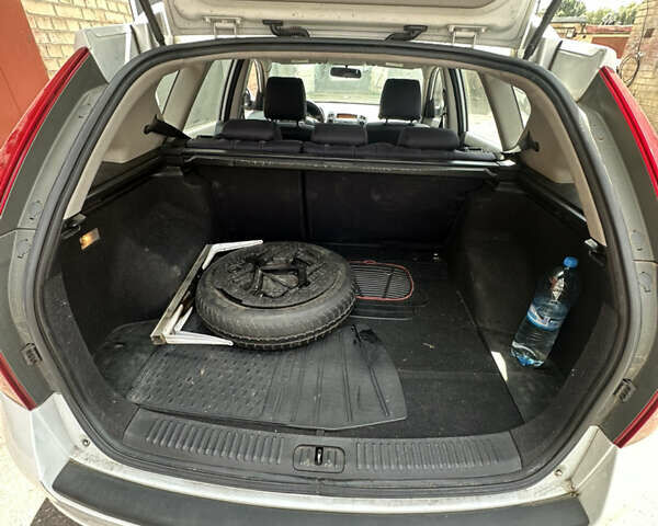 Белый Киа Сид, объемом двигателя 1.6 л и пробегом 315 тыс. км за 4900 $, фото 9 на Automoto.ua