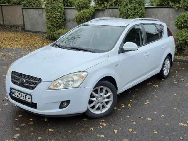 Киа Сид 2008 в Луцке на Automoto.ua Белый Киа Сид, объемом двигателя 1.6 л и пробегом 265 тыс. км за 6900 $, фото 1 на Automoto.ua