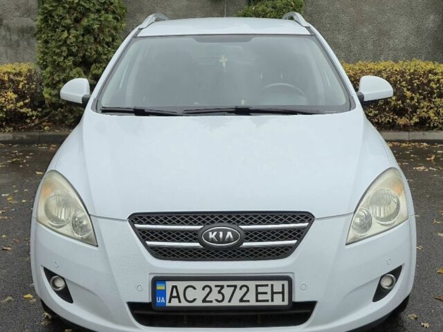 Киа Сид 2008 в Луцке на Automoto.ua Белый Киа Сид, объемом двигателя 1.6 л и пробегом 265 тыс. км за 6900 $, фото 5 на Automoto.ua