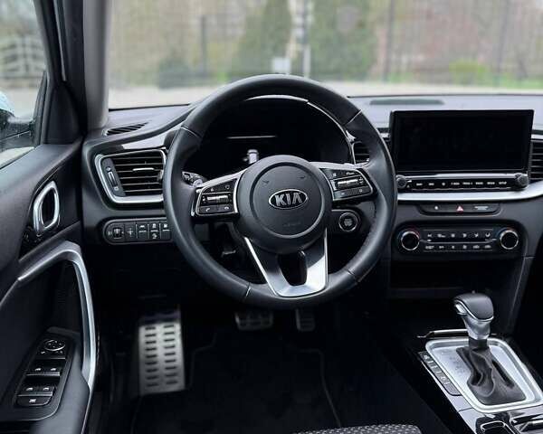 Белый Киа Сид, объемом двигателя 1.6 л и пробегом 58 тыс. км за 17799 $, фото 17 на Automoto.ua