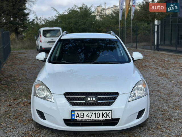 Белый Киа Сид, объемом двигателя 1.6 л и пробегом 193 тыс. км за 5500 $, фото 4 на Automoto.ua