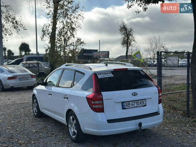 Белый Киа Сид, объемом двигателя 1.6 л и пробегом 193 тыс. км за 5500 $, фото 11 на Automoto.ua