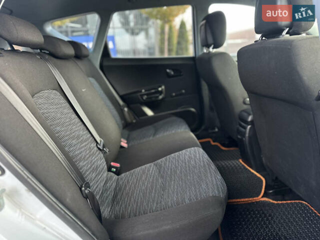 Белый Киа Сид, объемом двигателя 1.6 л и пробегом 193 тыс. км за 5500 $, фото 41 на Automoto.ua