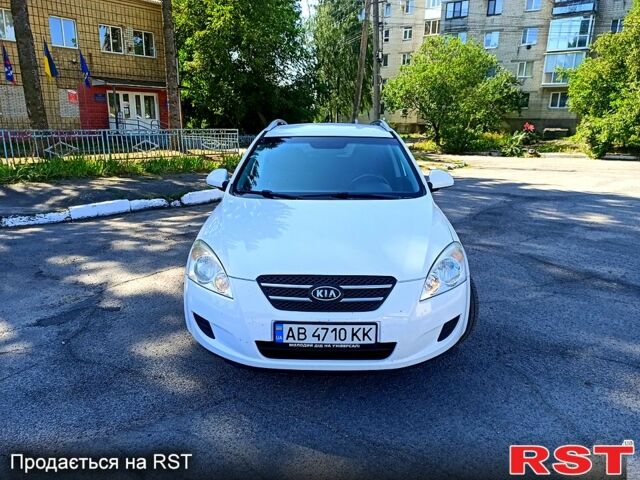Белый Киа Сид, объемом двигателя 1.6 л и пробегом 191 тыс. км за 5200 $, фото 1 на Automoto.ua
