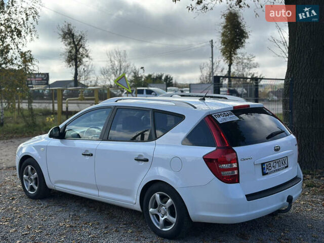 Белый Киа Сид, объемом двигателя 1.6 л и пробегом 193 тыс. км за 5500 $, фото 21 на Automoto.ua