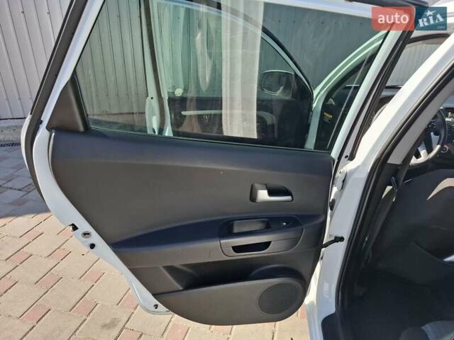 Белый Киа Сид, объемом двигателя 1.6 л и пробегом 281 тыс. км за 5800 $, фото 6 на Automoto.ua
